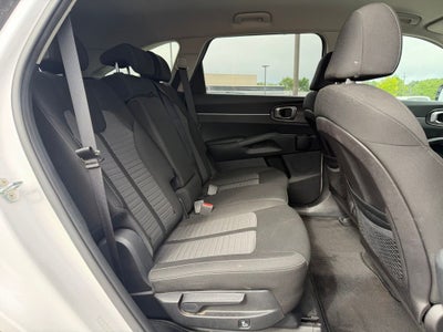 2022 Kia Sorento LX