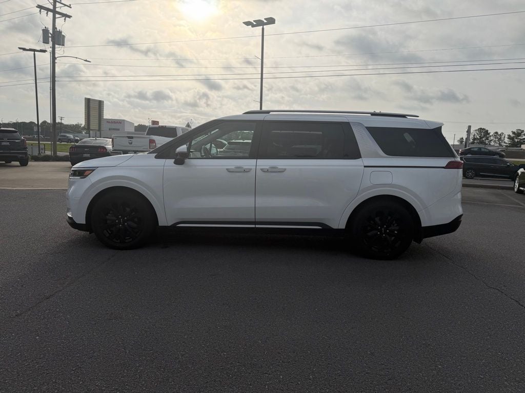 2024 Kia Carnival SX