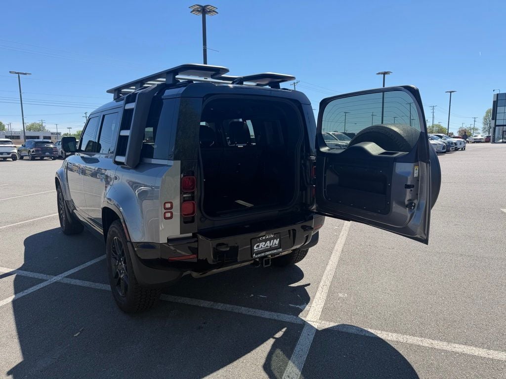 2022 Land Rover Defender 110 X-Dynamic SE