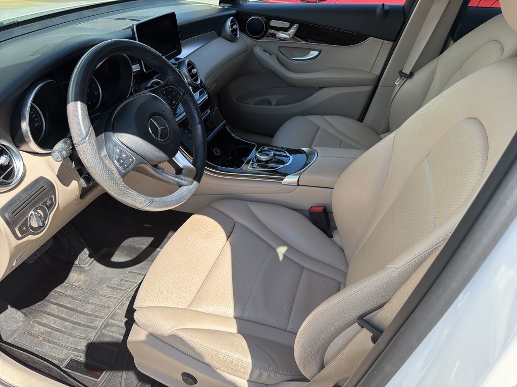 2019 Mercedes-Benz GLC GLC 300