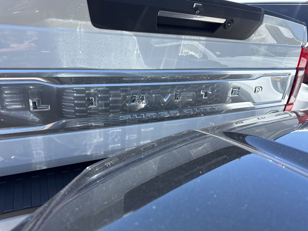 2022 Ford F-450SD Limited