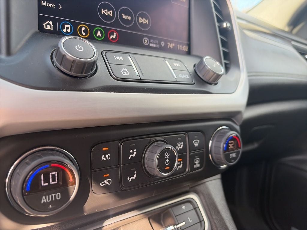 2023 GMC Acadia SLT CLEAN CARFAX