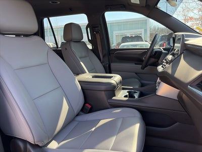 2024 GMC Yukon SLT 2ND ROW BENCH! LUXURY PACKAGE 1 OWNER CLEAN CARFAX