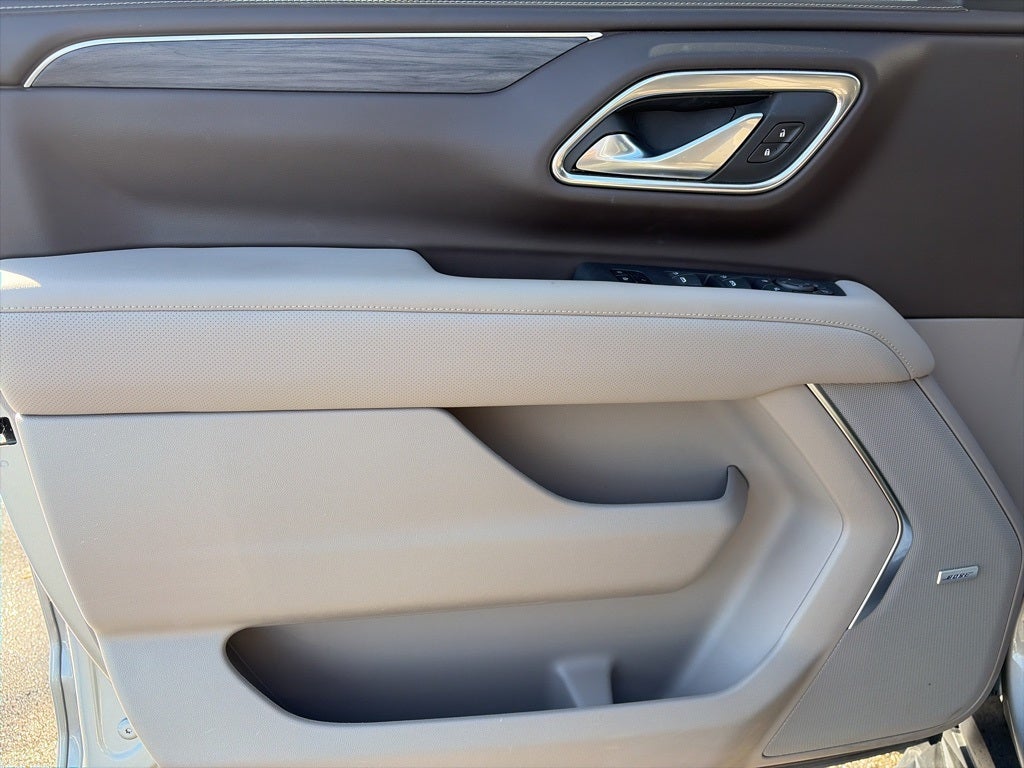 2024 GMC Yukon SLT 2ND ROW BENCH! LUXURY PACKAGE 1 OWNER CLEAN CARFAX