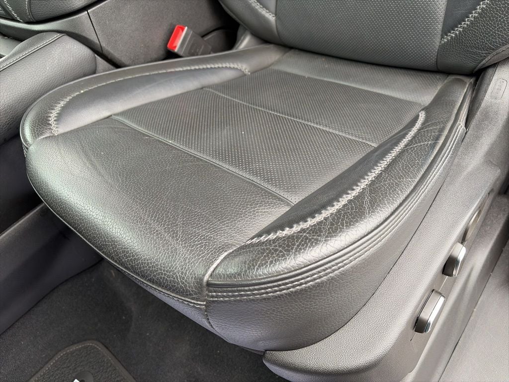 2022 GMC Yukon XL Denali AWD BLACKOUT CLEAN CARFAX