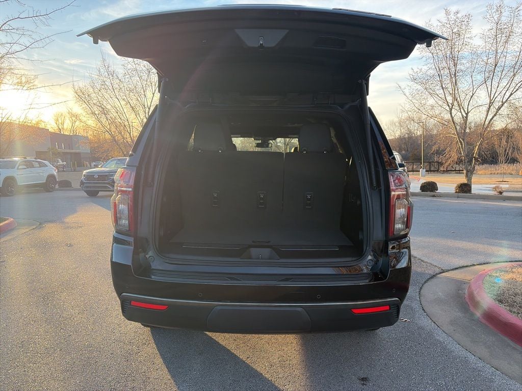 2022 Chevrolet Tahoe RST 8 PASSENGER! RST 4WD CLEAN CARFAX