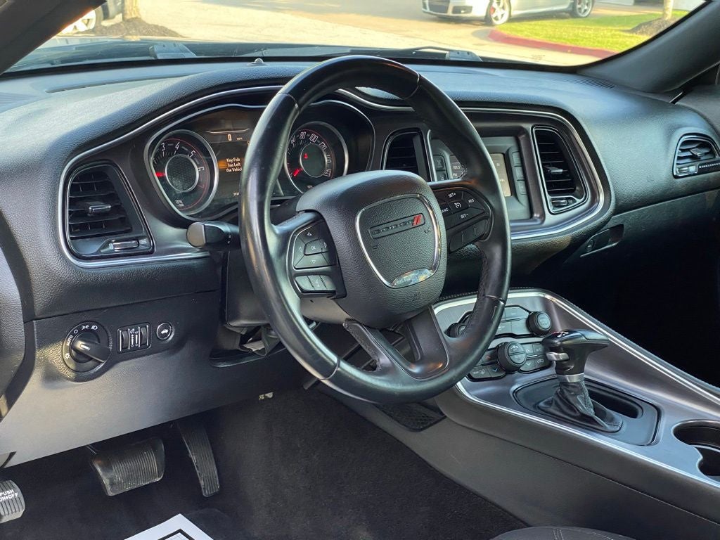 2015 Dodge Challenger SXT