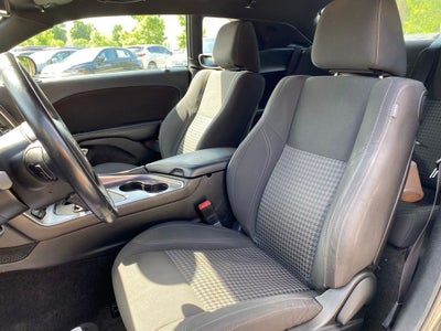 2015 Dodge Challenger SXT