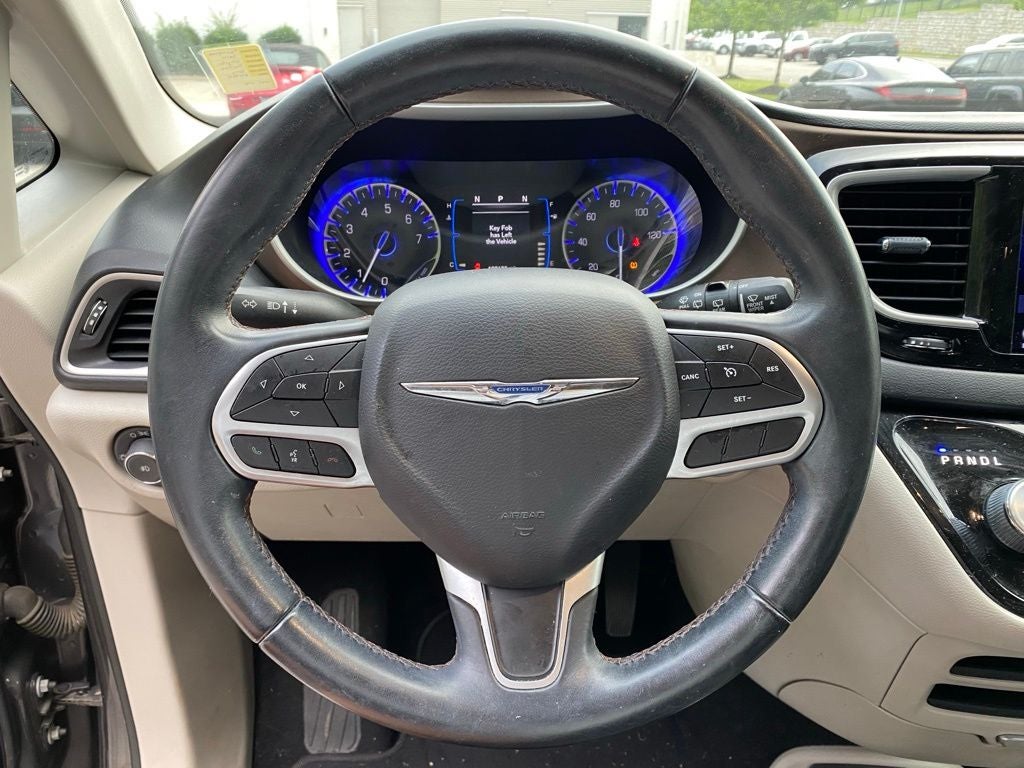 2017 Chrysler Pacifica Touring L