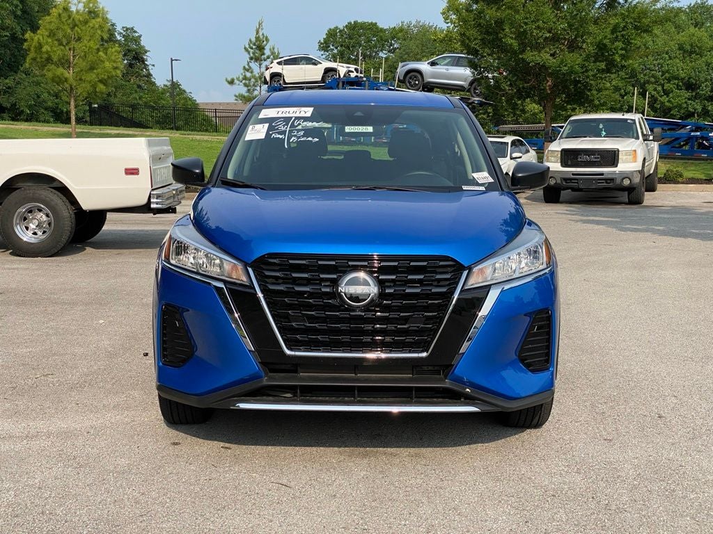 2025 Nissan Kicks Play S