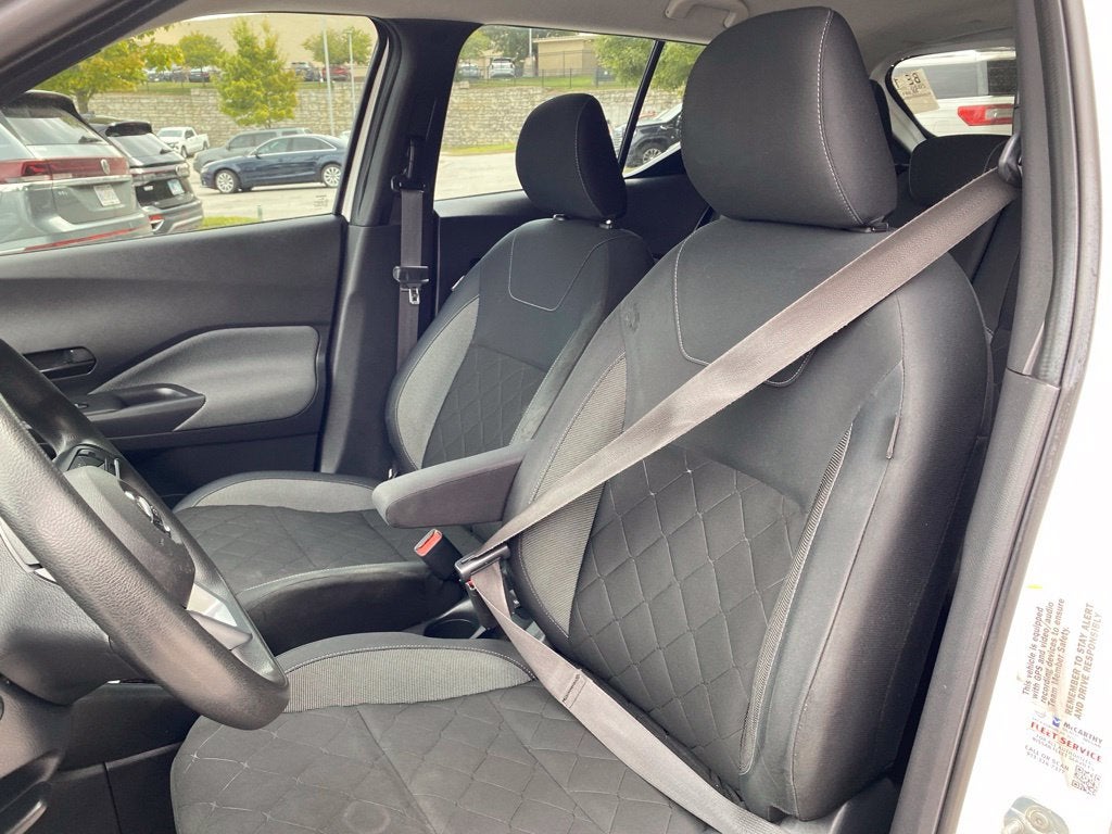 2020 Nissan Kicks S