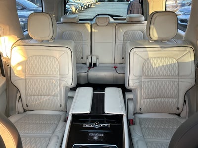 2018 Lincoln Navigator Black Label