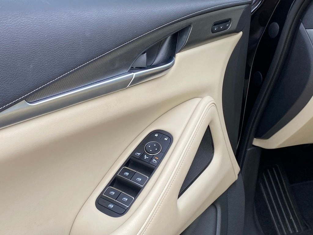 2024 INFINITI QX60 LUXE