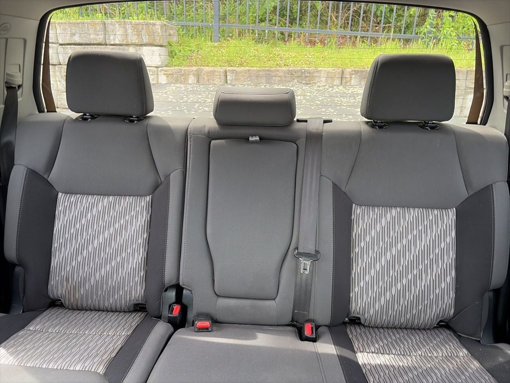 2018 Toyota Tundra SR5 5.7L V8 CLEAN CARFAX, BFGoodrich A/T Tires