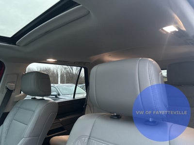 2024 Toyota Sequoia SR5 LEATHER ROOF 4x4 8 Passenger, 1 OWNER CLEAN CARFAX