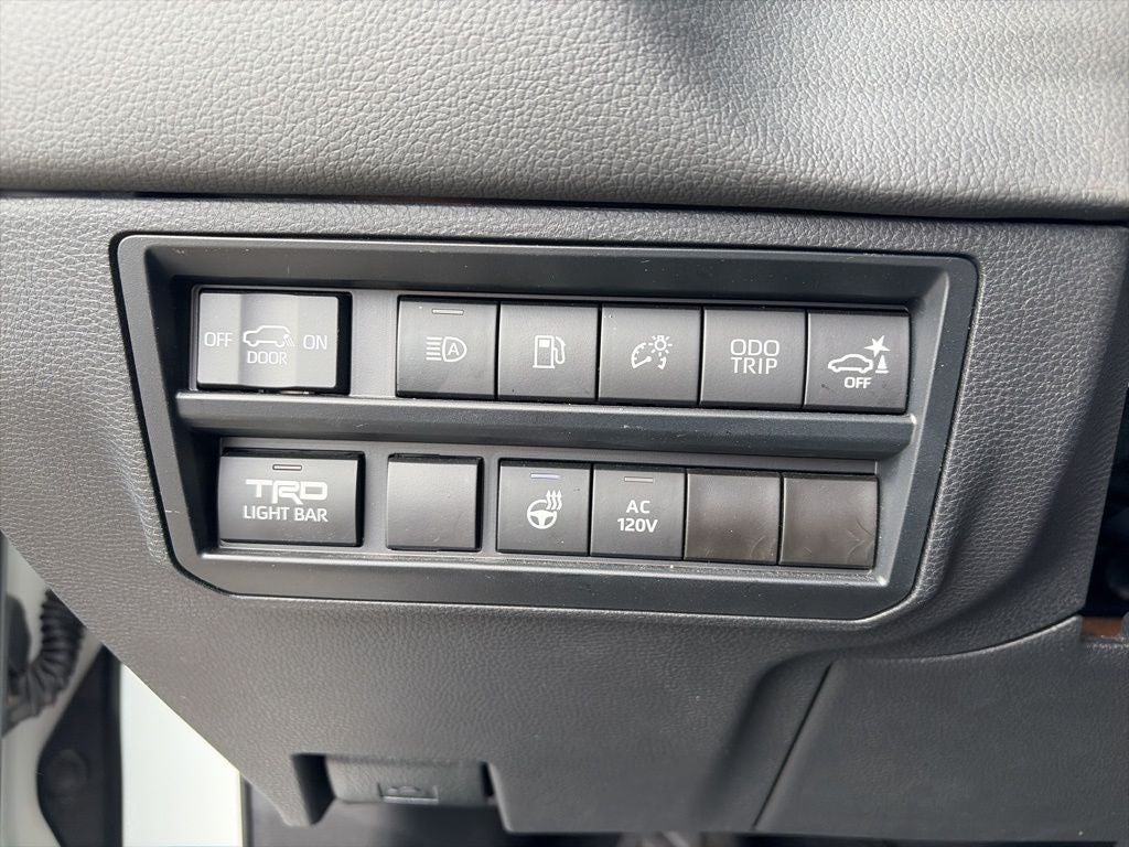 2024 Toyota Sequoia TRD Pro LOCAL VEHICLE, CLEEAN 1-OWNER CARFAX!!!!