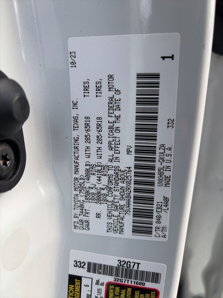 2024 Toyota Sequoia TRD Pro LOCAL VEHICLE, CLEEAN 1-OWNER CARFAX!!!!