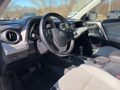 2018 Toyota RAV4 XLE GREAT CONDITION! GREAT SERVICE HISTORY!