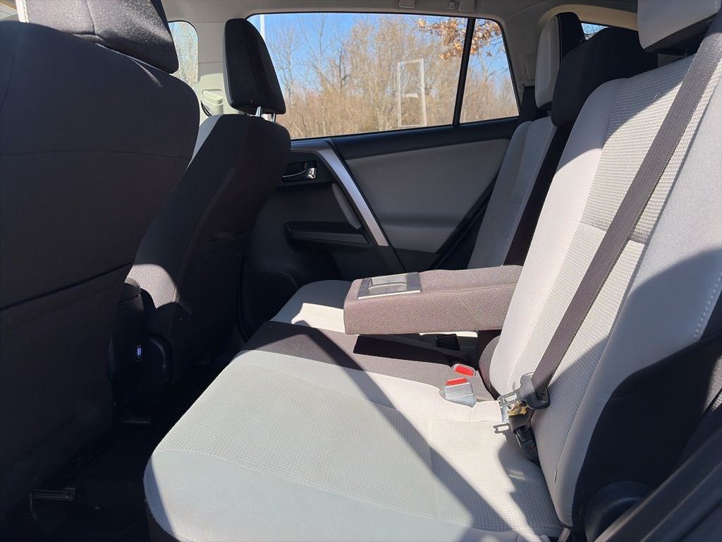 2018 Toyota RAV4 XLE GREAT CONDITION! GREAT SERVICE HISTORY!