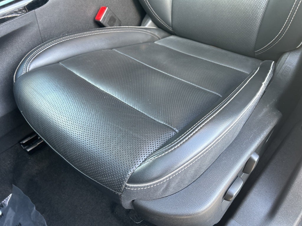 2023 Buick Envision Essence LOADED CLEAN CARFAX!