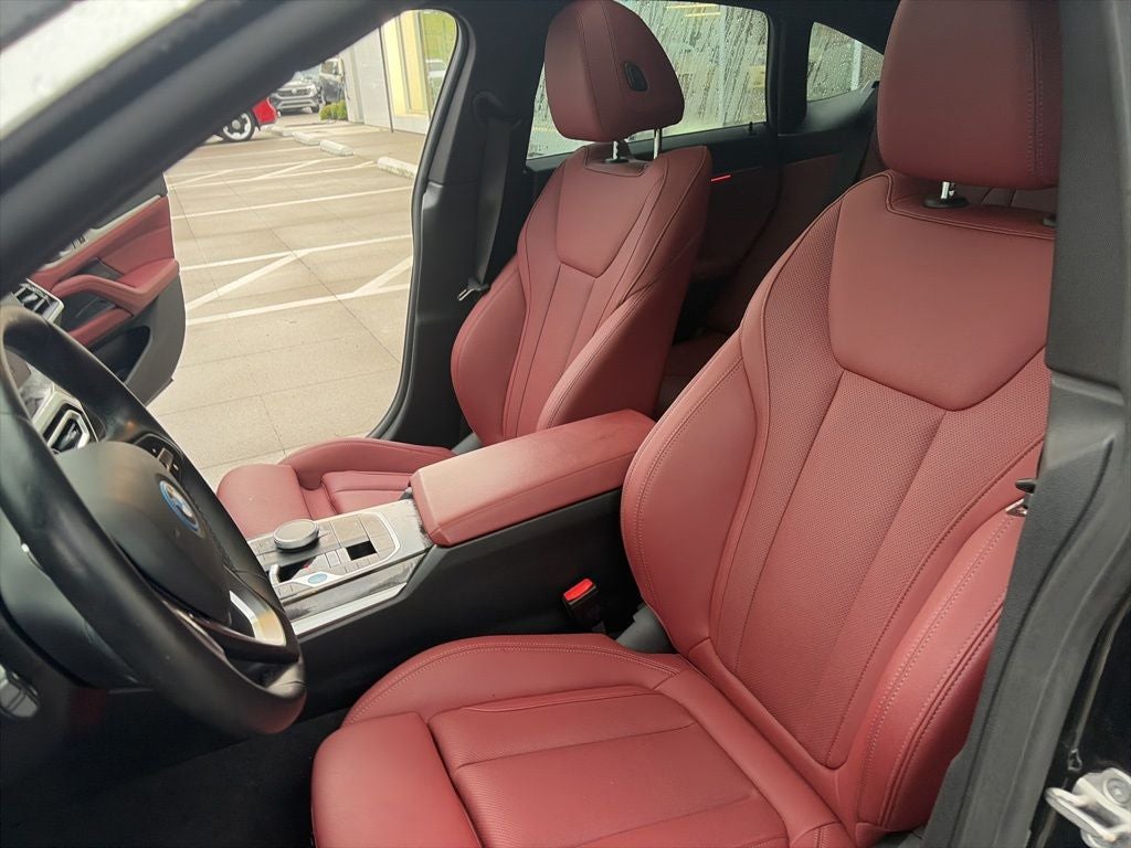 2024 BMW i4 eDrive35 CLEAN CARFAX PREMIUM PACKAGE!