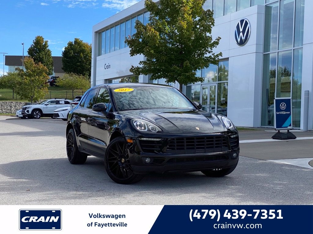 2017 Porsche Macan Base