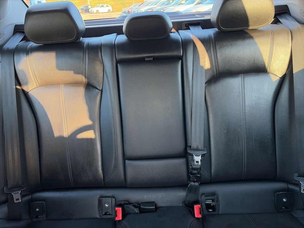 2018 Alfa Romeo Giulia Base AWD COLD WEATHER AND 3D NAVIGATION