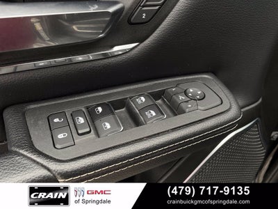 2025 RAM 1500 Laramie Dual–Pane Panoramic Sunroof