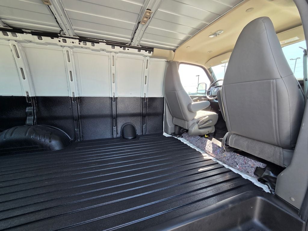 2024 Chevrolet Express 3500 Work Van Cargo