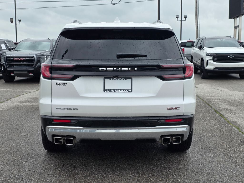 2024 GMC Acadia Denali