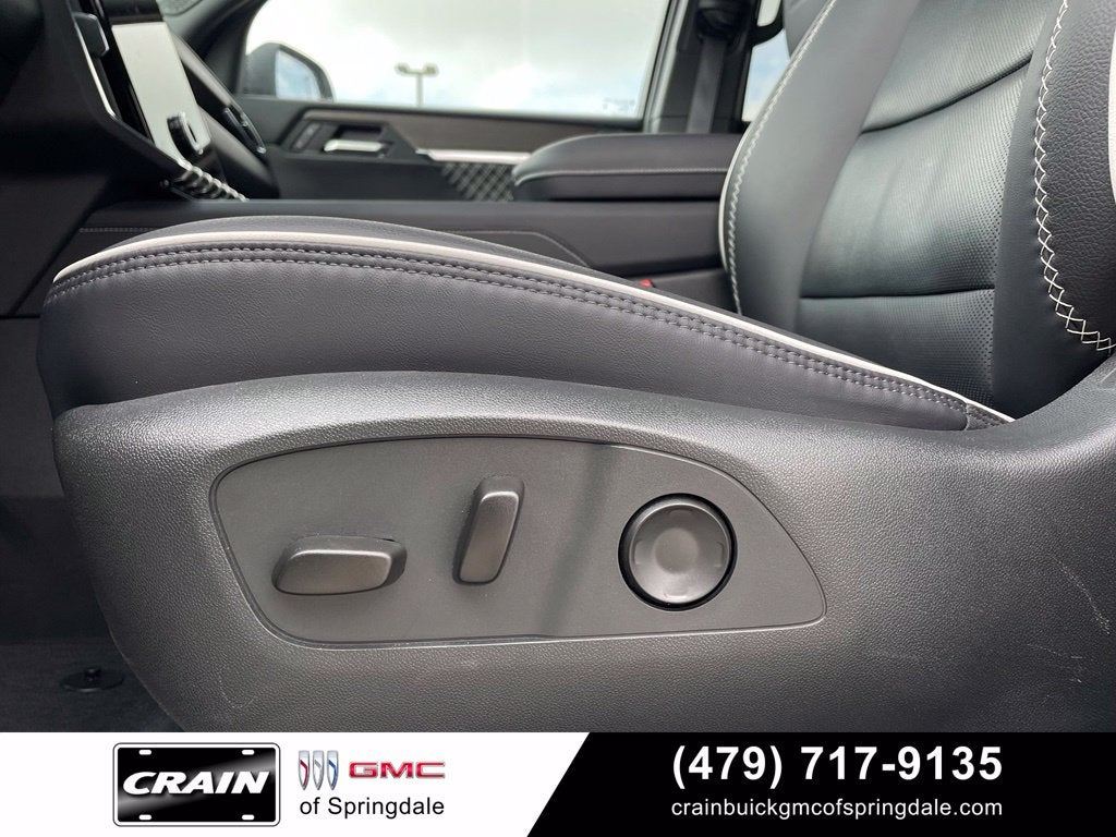 2025 GMC Acadia Denali