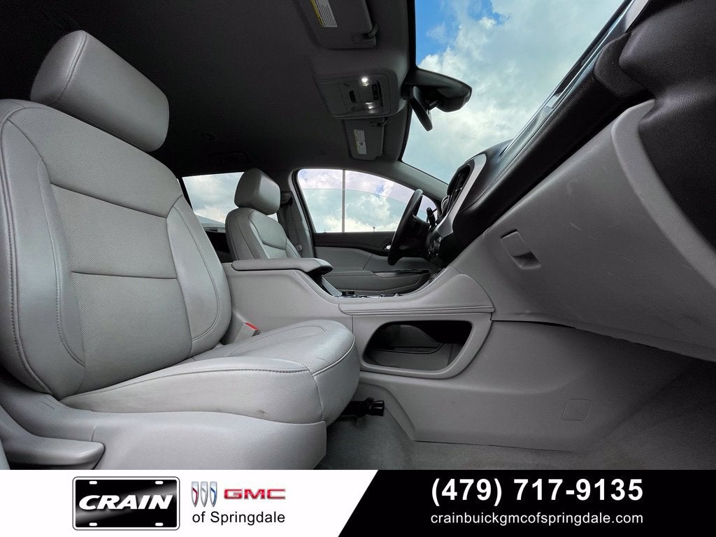 2023 GMC Acadia SLT