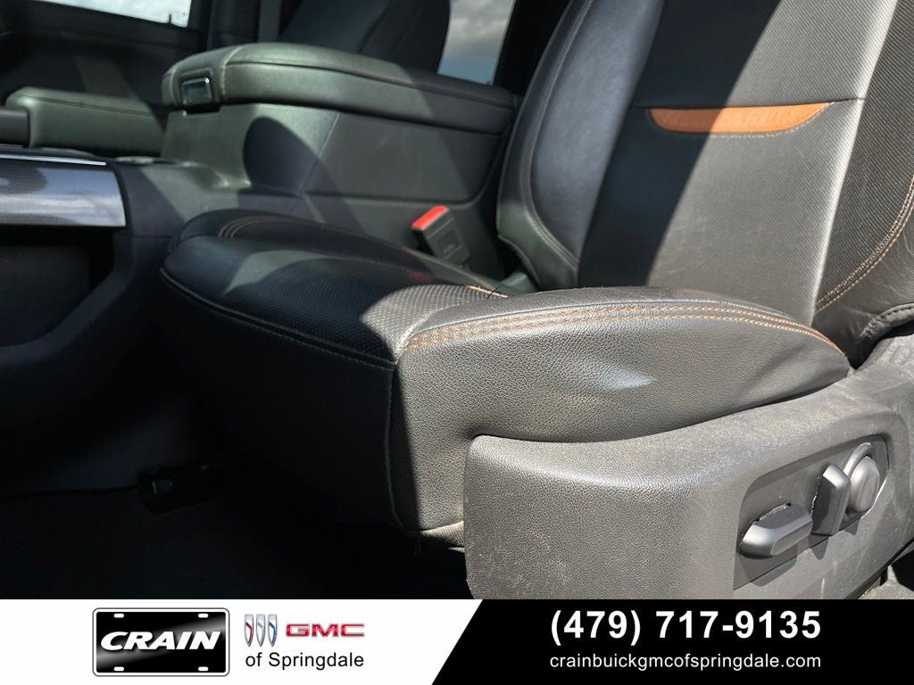 2021 GMC Sierra 2500HD AT4 Premium Plus Package