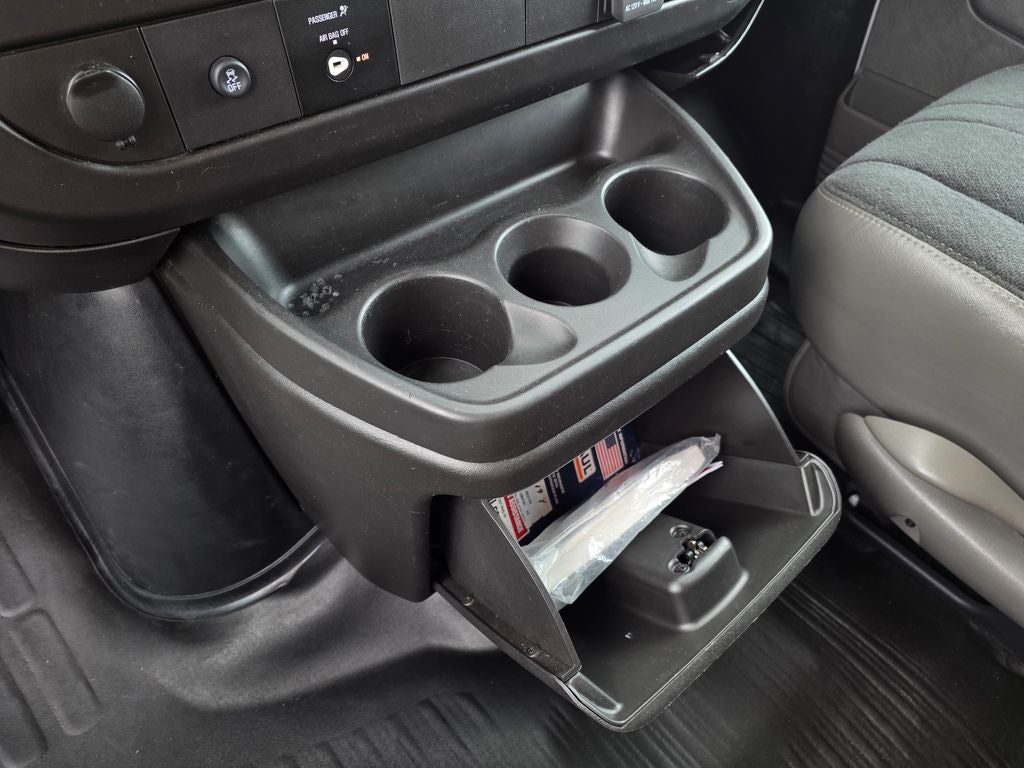 2024 GMC Savana 2500 Work Van