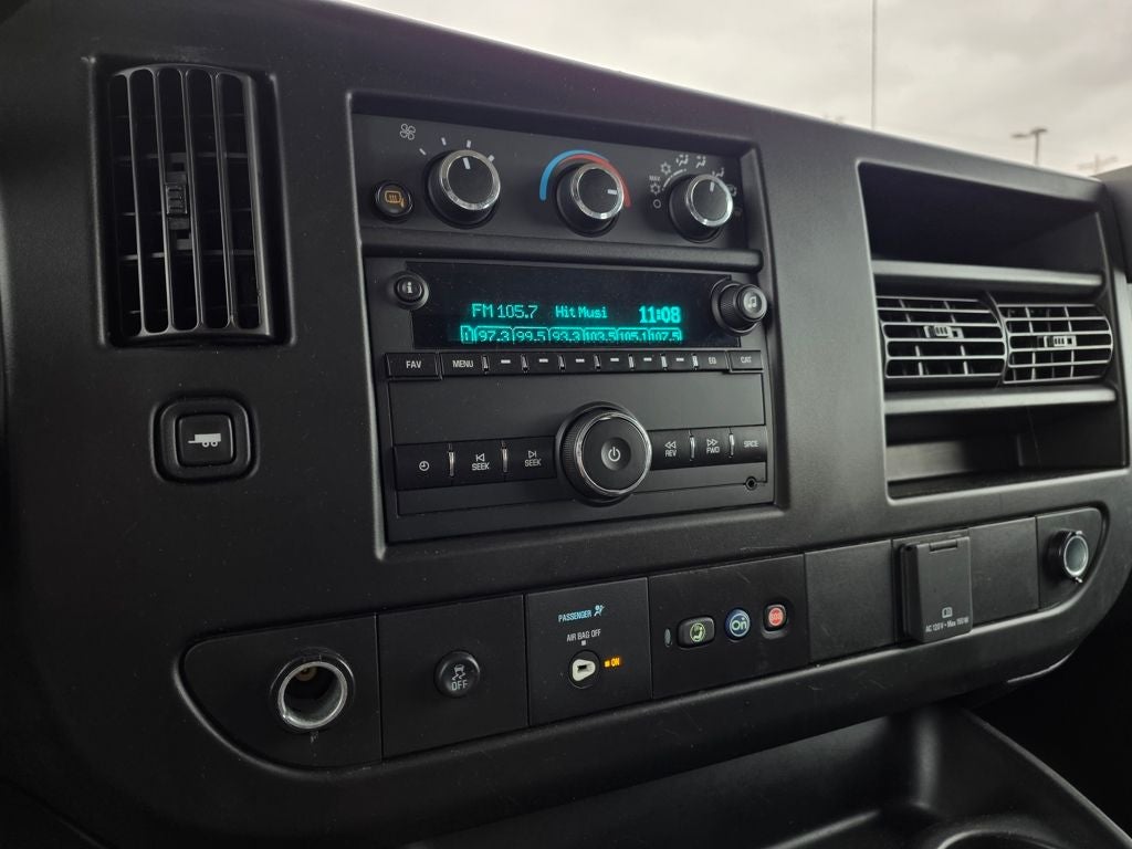 2023 GMC Savana 2500 Work Van