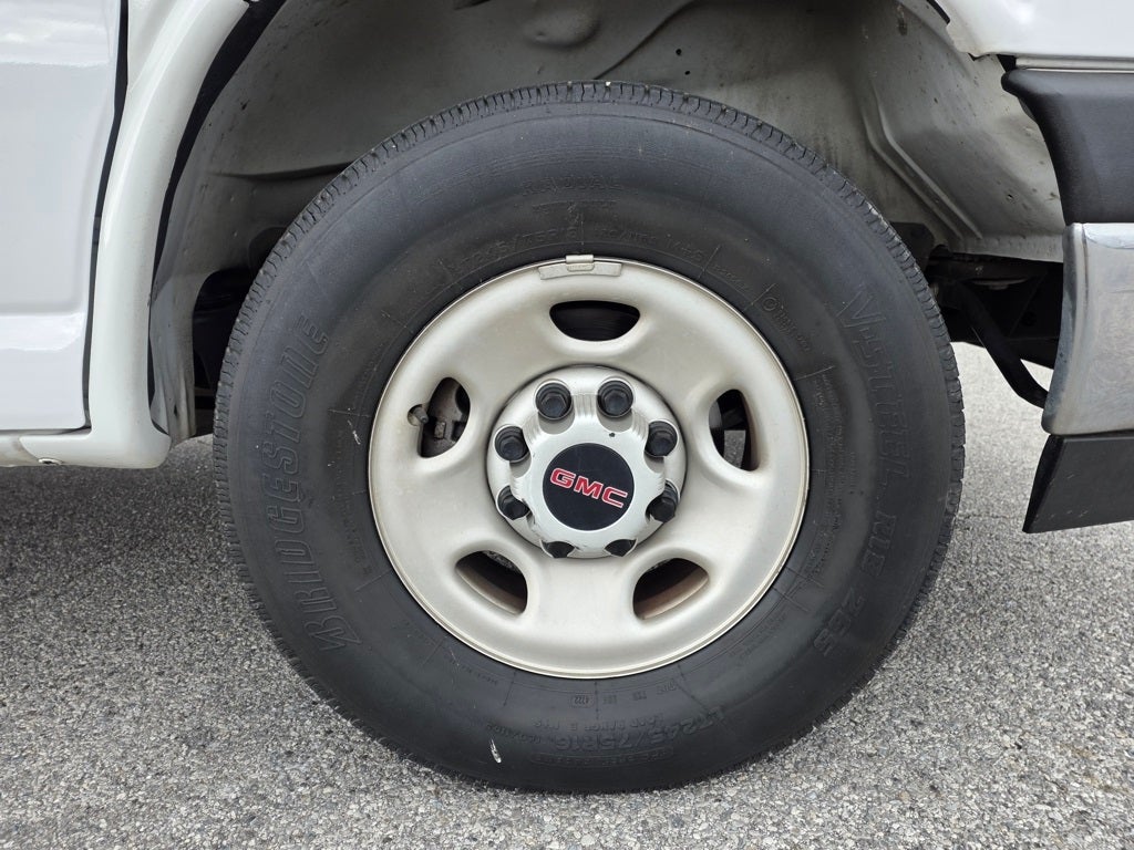 2023 GMC Savana 2500 Work Van