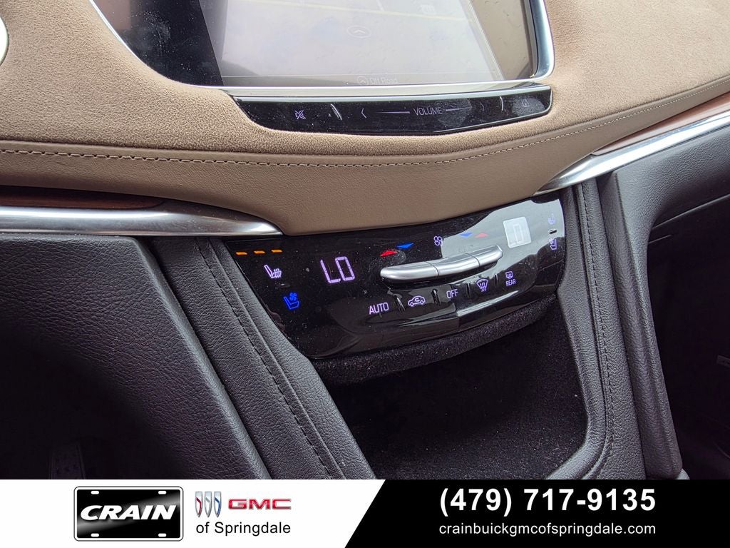 2018 Cadillac XT5 Platinum NEW TIRES/ CLEAN CARFAX/ LOW MILES