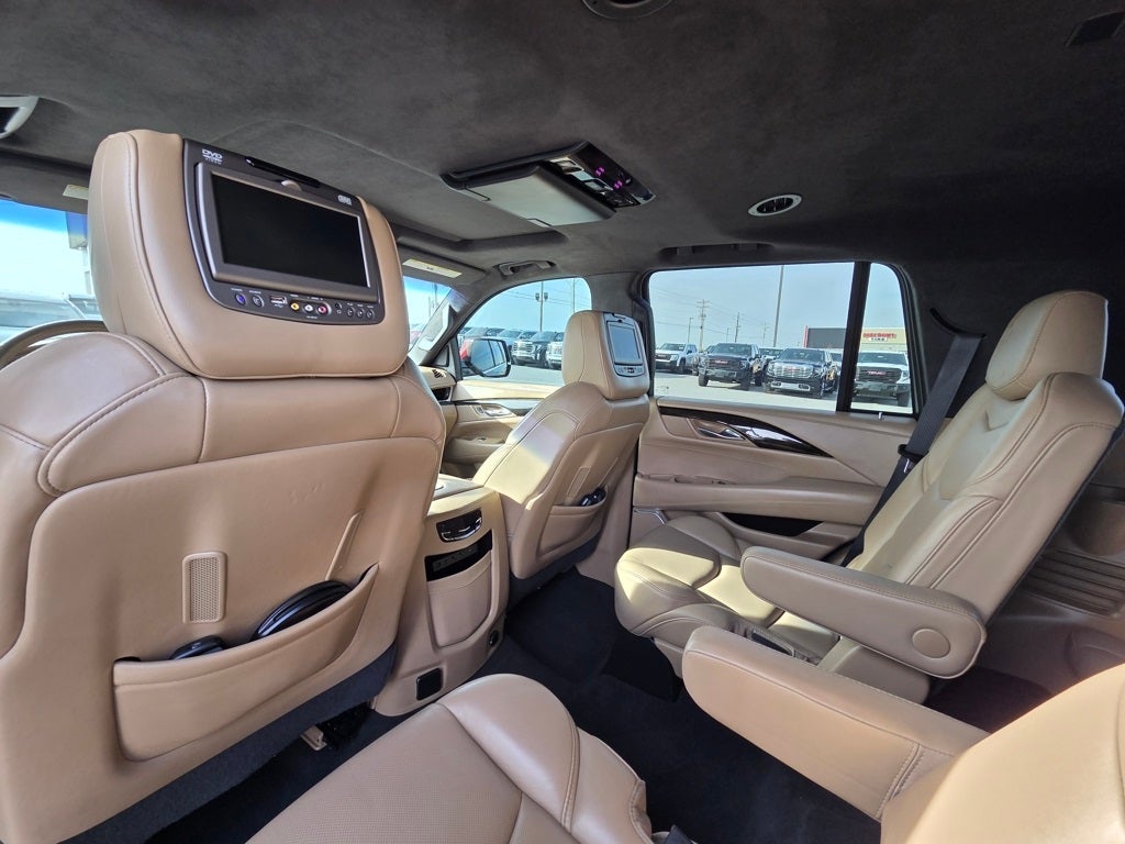 2018 Cadillac Escalade Platinum Edition