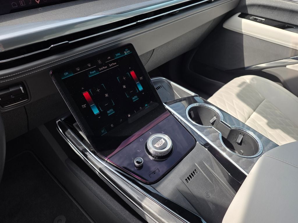 2026 Cadillac ESCALADE IQ Sport