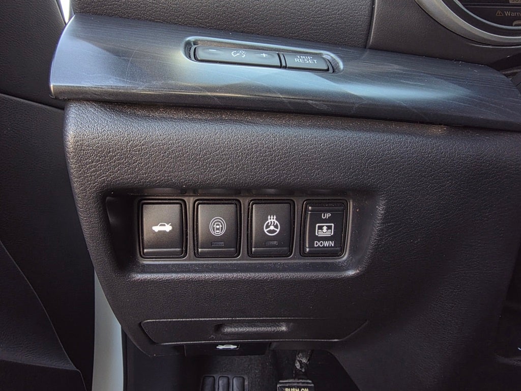 2023 Nissan Maxima Platinum