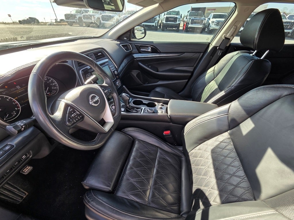2023 Nissan Maxima Platinum