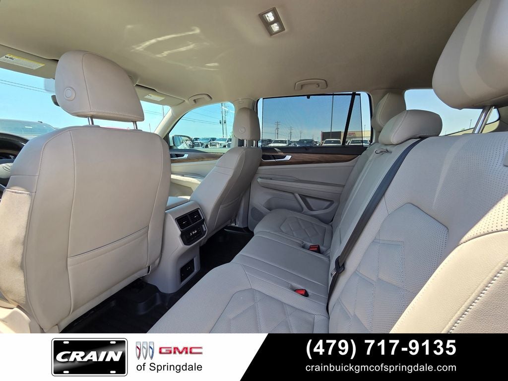 2024 Volkswagen Atlas 2.0T SE w/Technology BLACK WHEEL PACKAGE
