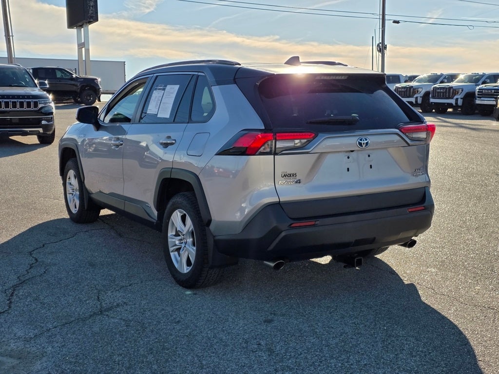 2020 Toyota RAV4 Hybrid XLE