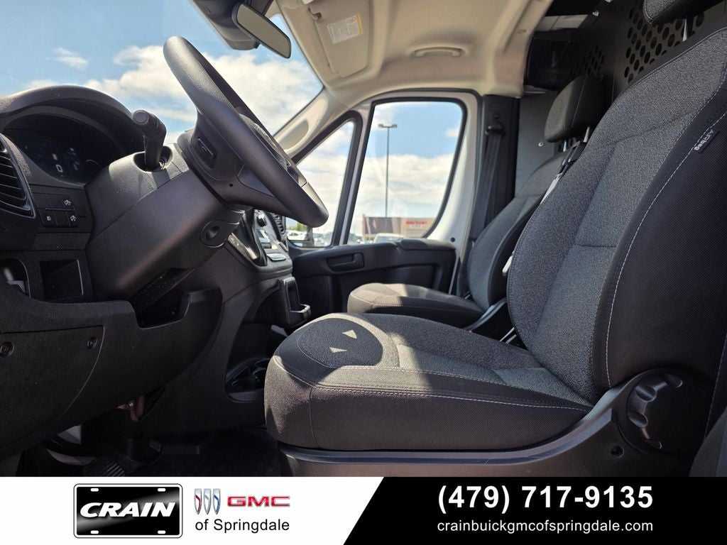 2025 RAM ProMaster 2500 Base 136 WB