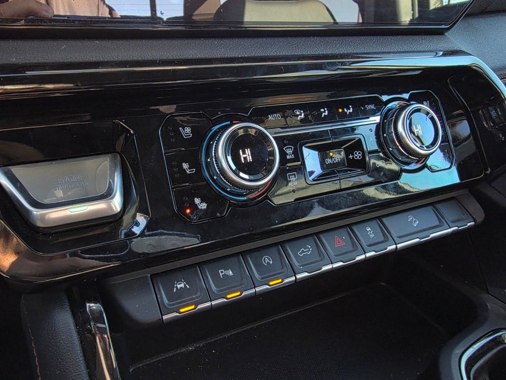 2025 GMC Sierra 1500 AT4