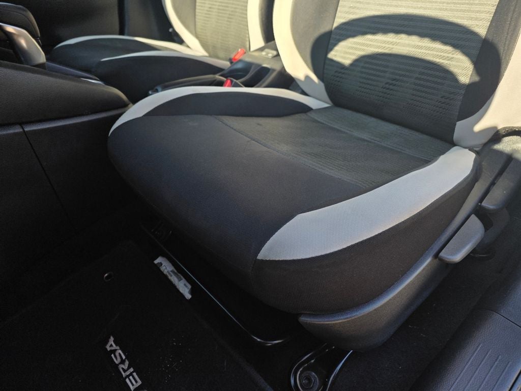 2021 Nissan Versa 1.6 SV