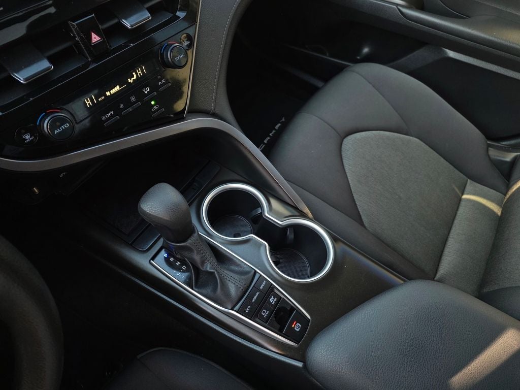 2023 Toyota Camry Hybrid LE