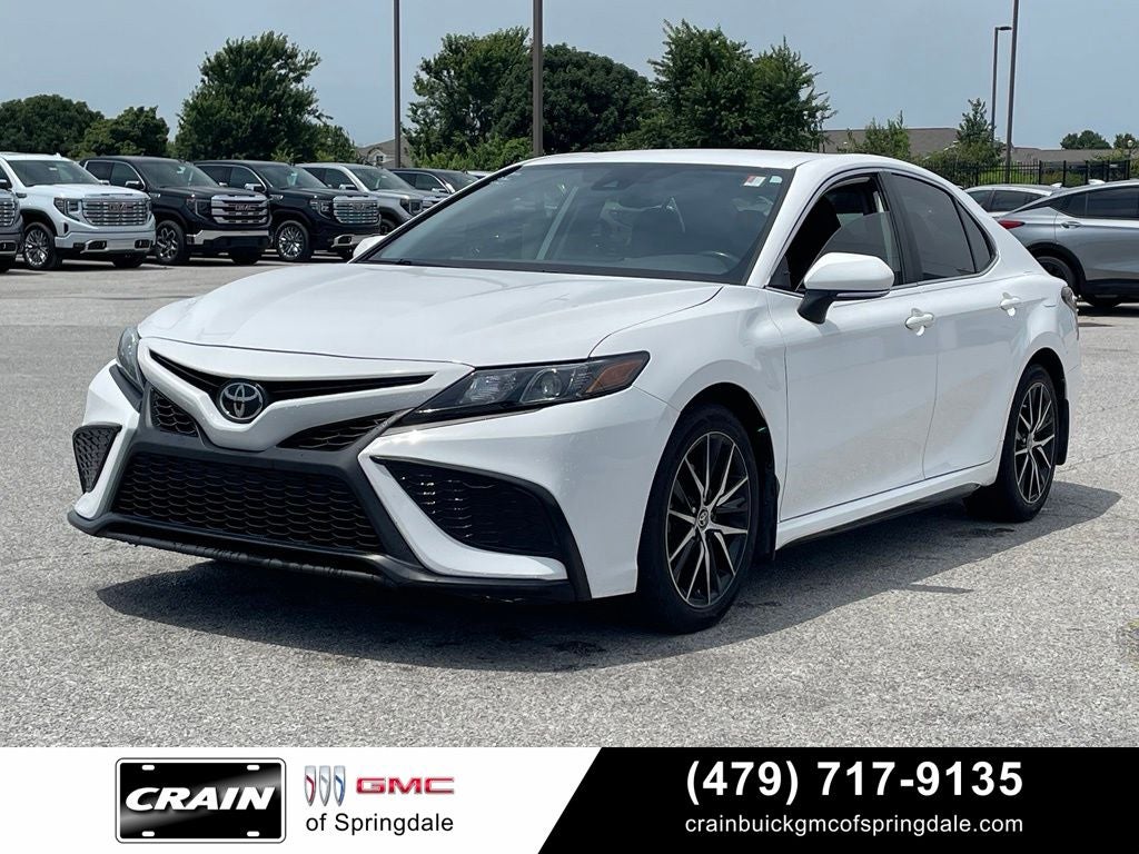 2023 Toyota Camry SE