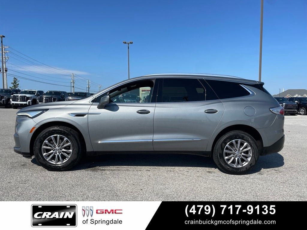 2023 Buick Enclave Essence