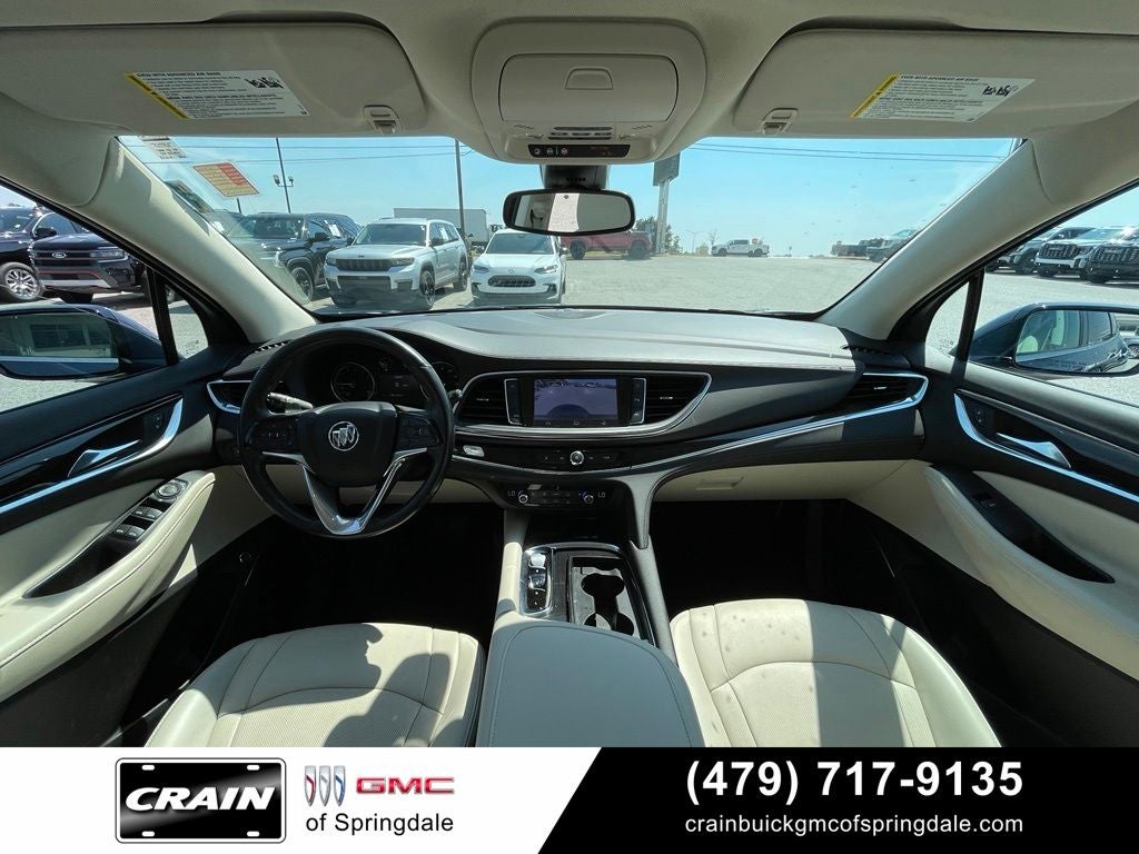 2023 Buick Enclave Essence